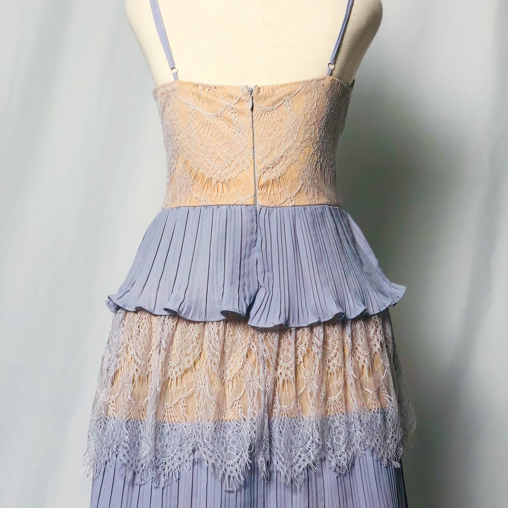 Stunning Ruffle Dress - Picture 5 of 7